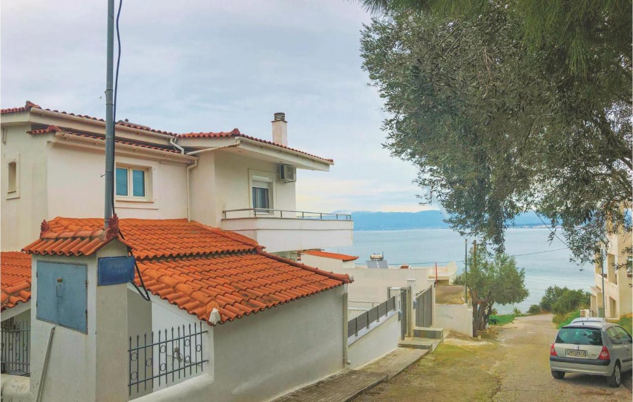 Amazing Home In Chalkida With Wifi Buitenkant foto