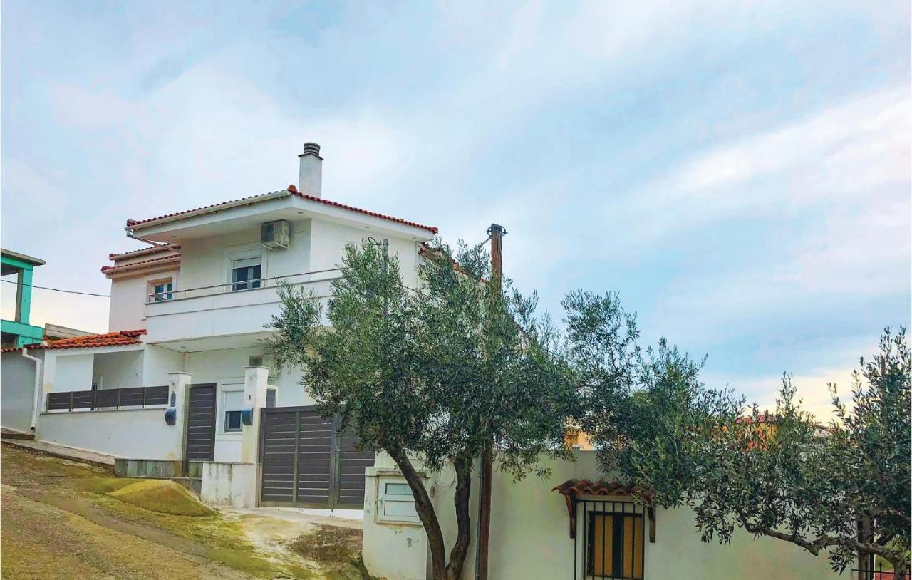Amazing Home In Chalkida With Wifi Buitenkant foto